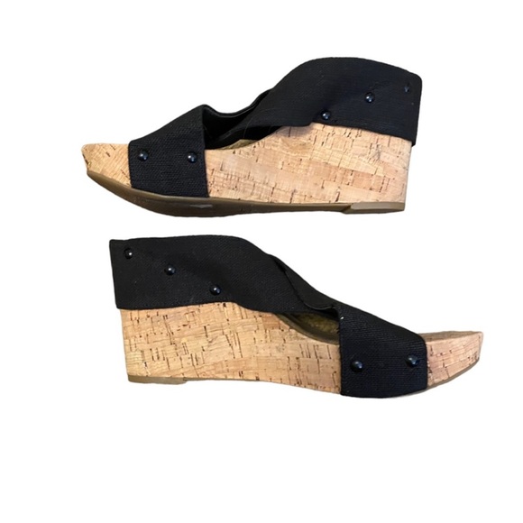 Lucky Brand cork wedges with black criss cross canvas straps - Picture 8 of 11